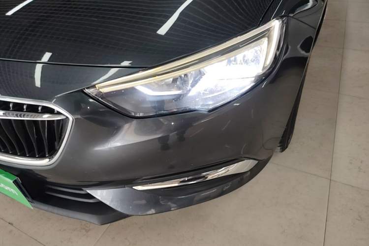 Used Buick Regal 2019 20T Elite Version China VI Standard Left Front Headlight