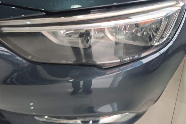 Used Buick Regal 2019 20T Elite Version China VI Standard Left Front Headlight