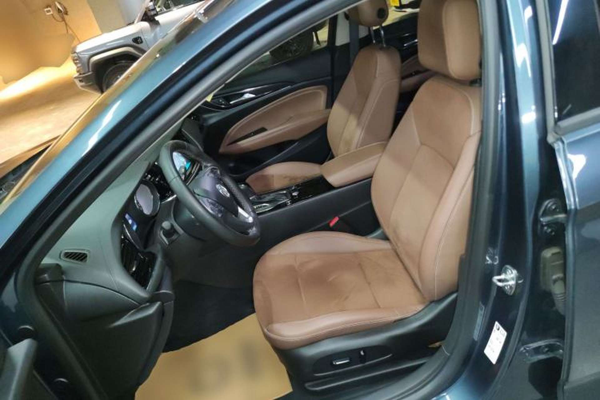 Used Buick Regal 2019 20T Elite Version China VI Standard Left Front Seat
