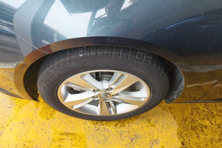 Used Buick Regal 2019 20T Elite Version China VI Standard Left Front Wheel Hub