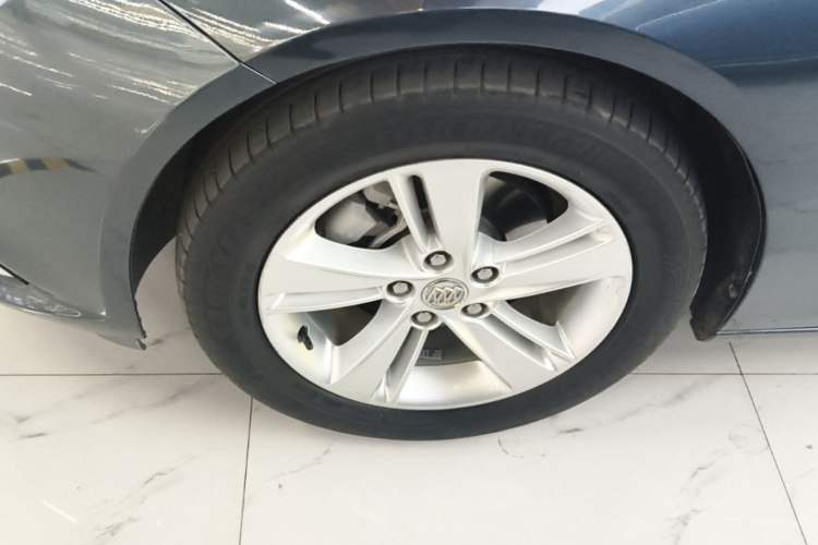 Used Buick Regal 2019 20T Elite Version China VI Standard Left Front Wheel Hub