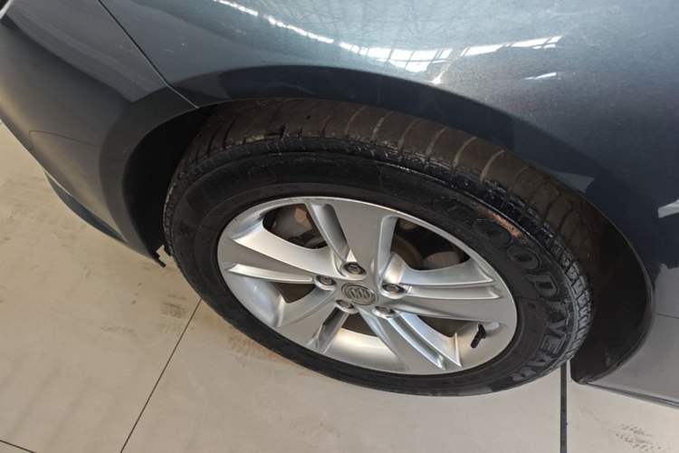 Used Buick Regal 2019 20T Elite Version China VI Standard Left Front Wheel Hub