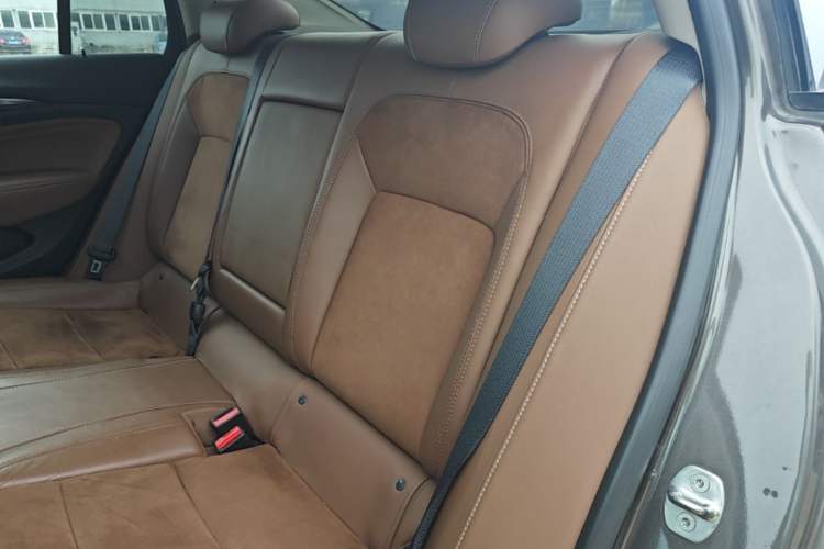 Used Buick Regal 2019 20T Elite Version China V Standard Left Rear Seat