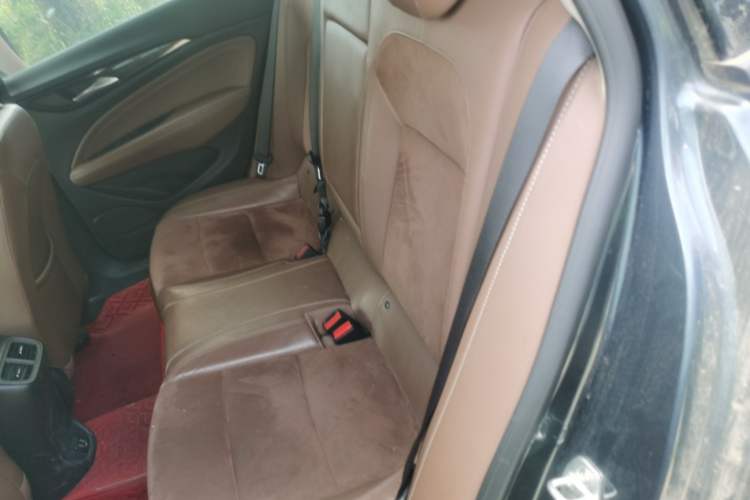 Used Buick Regal 2019 Revised 20T Luxury Version China VI Standard Left Rear Seat