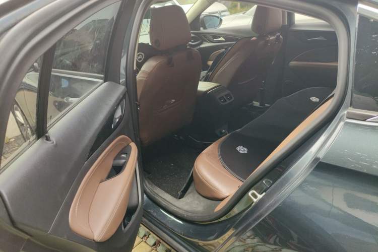 Used Buick Regal 2019 20T Elite Version China VI Standard Left Rear Seat