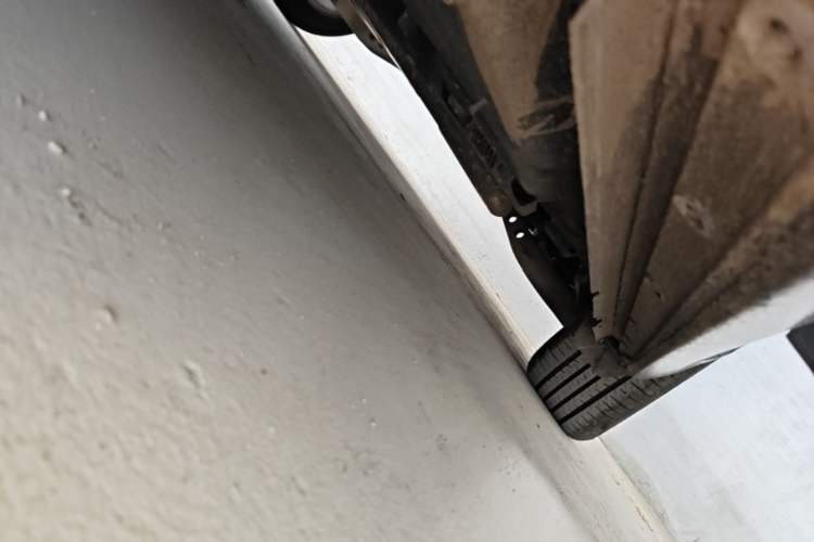 Used Buick Regal 2019 20T Elite Version China VI Standard Left Side Sill
