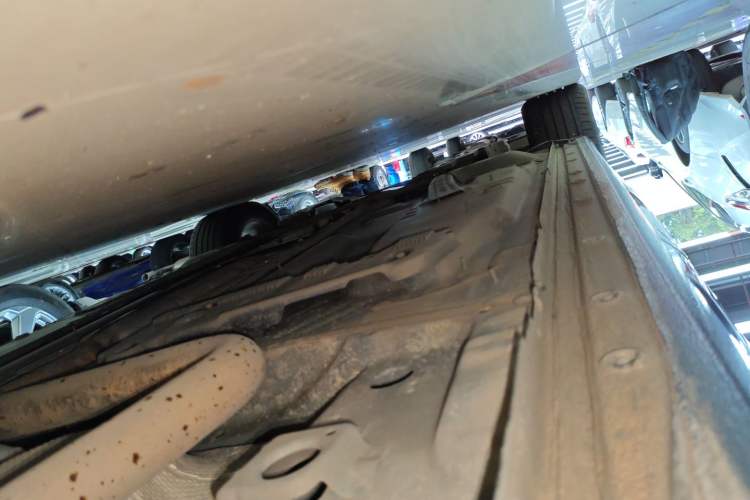 Used Buick Regal 2019 20T Elite Version China VI Standard Left Side Sill