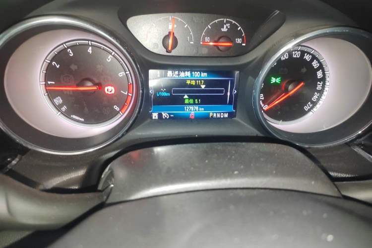 Used Buick Regal 2019 20T Elite Version China VI Standard Odometer Close Up
