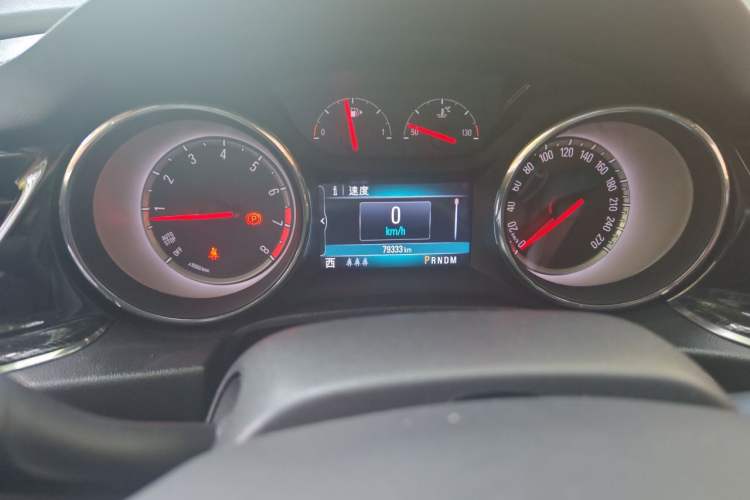 Used Buick Regal 2019 Revised 20T Luxury Version China VI Standard Odometer Close Up