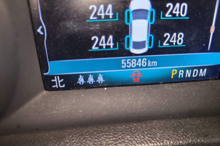 Used Buick Regal 2019 20T Elite Version China VI Standard Odometer Close Up