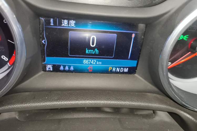 Used Buick Regal 2019 20T Luxury Model China V Standard Odometer Close Up