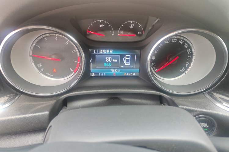 Used Buick Regal 2019 20T Elite Version China VI Standard Odometer Close Up