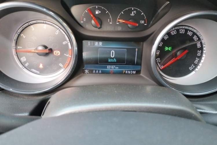Used Buick Regal 2019 20T Elite Version China VI Standard Odometer Close Up