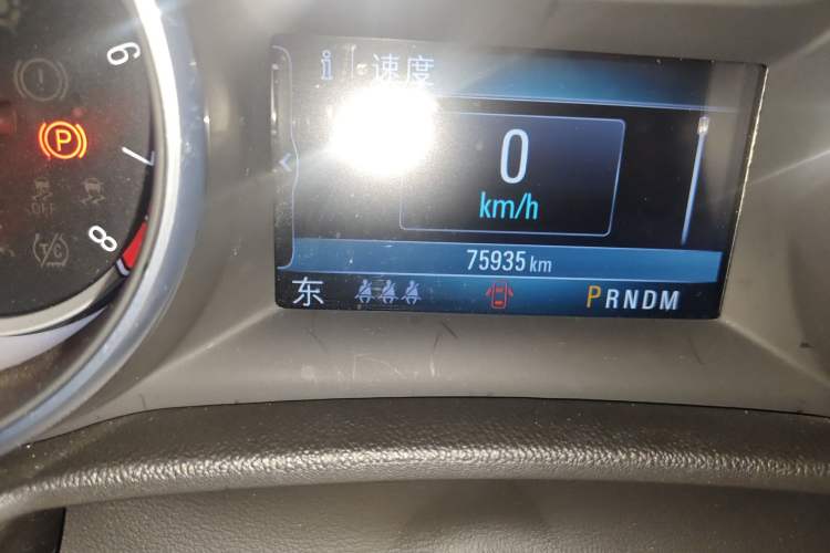 Used Buick Regal 2019 20T Elite Version China VI Standard Odometer Close Up