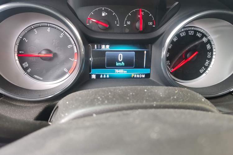 Used Buick Regal 2019 20T Elite Version China VI Standard Odometer Close Up