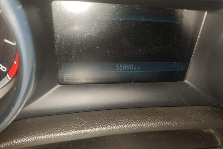 Used Buick Regal 2019 20T Elite Version China VI Standard Odometer Close Up