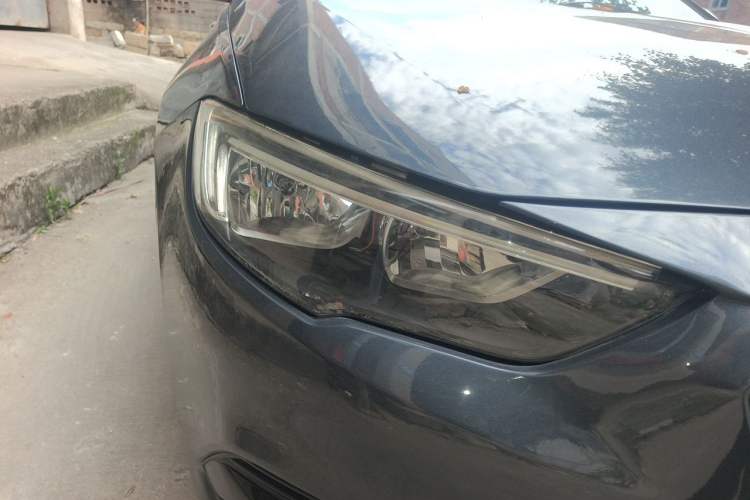 Used Buick Regal 2019 20T Elite Version China VI Standard Right Front Headlight