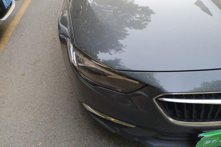 Used Buick Regal 2019 20T Elite Version China VI Standard Right Front Headlight