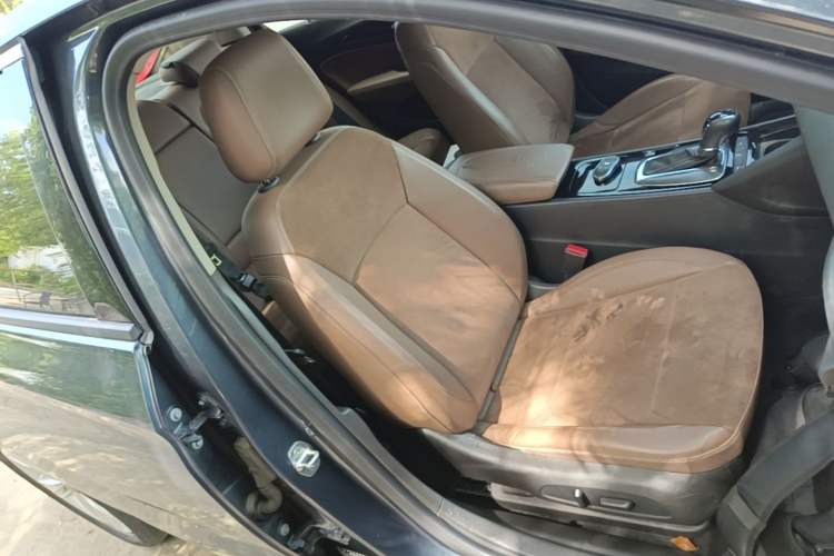 Used Buick Regal 2019 20T Elite Version China VI Standard Right Front Seat