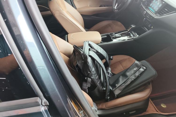 Used Buick Regal 2019 20T Elite Version China VI Standard Right Front Seat