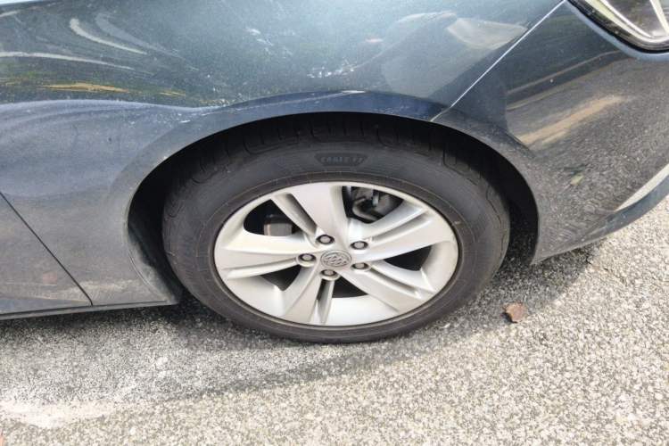 Used Buick Regal 2019 20T Elite Version China VI Standard Right Front Wheel Hub