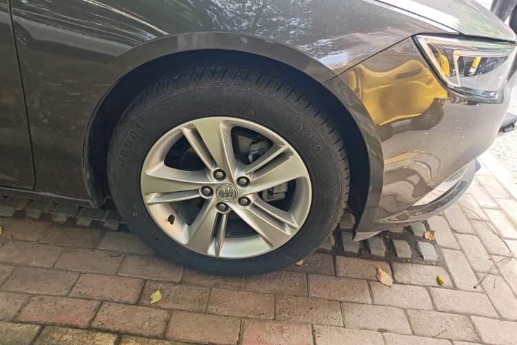 Used Buick Regal 2019 20T Elite Version China V Standard Right Front Wheel Hub