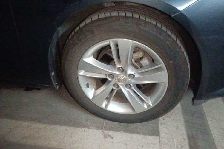 Used Buick Regal 2019 20T Elite Version China VI Standard Right Front Wheel Hub