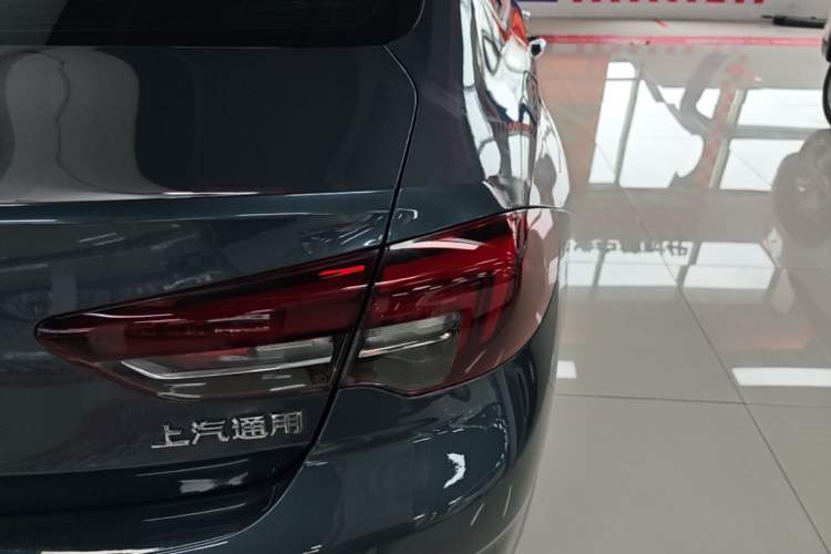 Used Buick Regal 2019 20T Elite Version China VI Standard Right Rear Taillight