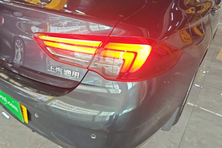 Used Buick Regal 2019 Revised 20T Luxury Version China VI Standard Right Rear Taillight