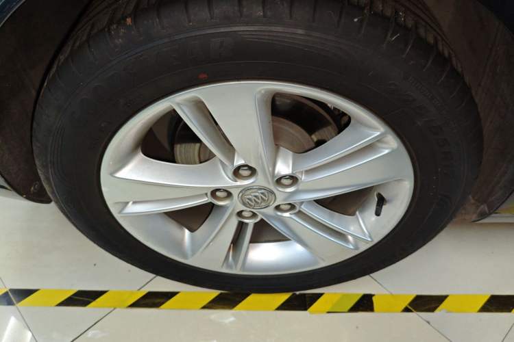 Used Buick Regal 2019 20T Elite Version China VI Standard Right Rear Wheel Hub