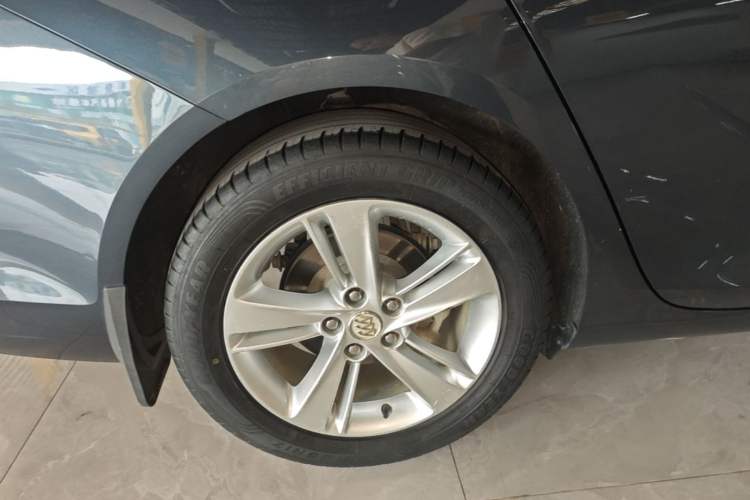 Used Buick Regal 2019 Revised 20T Luxury Version China VI Standard Right Rear Wheel Hub