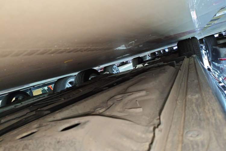 Used Buick Regal 2019 20T Elite Version China VI Standard Right Side Sill