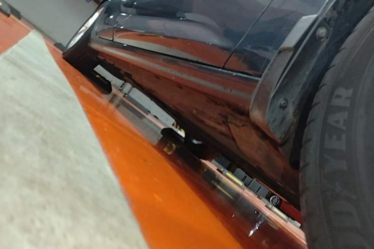 Used Buick Regal 2019 20T Elite Version China VI Standard Right Side Sill