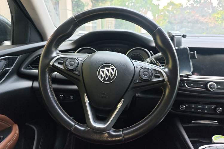 Used Buick Regal 2019 20T Elite Version China VI Standard Steering Wheel