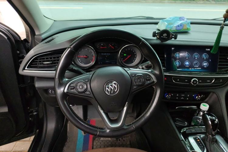 Used Buick Regal 2019 20T Elite Version China VI Standard Steering Wheel