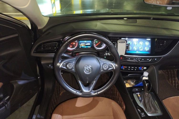 Used Buick Regal 2019 20T Elite Version China VI Standard Steering Wheel