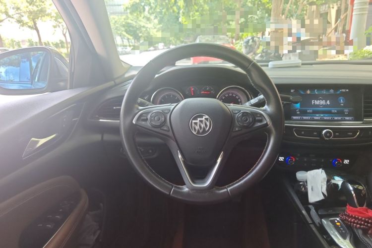 Used Buick Regal 2019 Revised 20T Luxury Version China VI Standard Steering Wheel