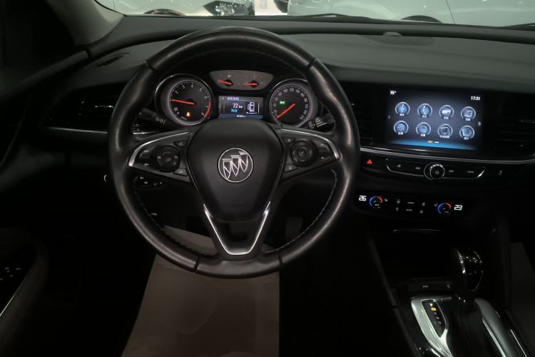 Used Buick Regal 2019 20T Elite Version China VI Standard Steering Wheel