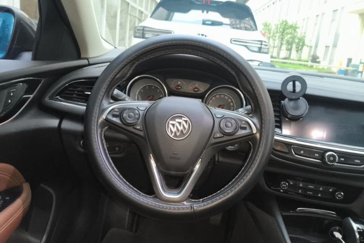 Used Buick Regal 2019 20T Luxury Model China V Standard Steering Wheel