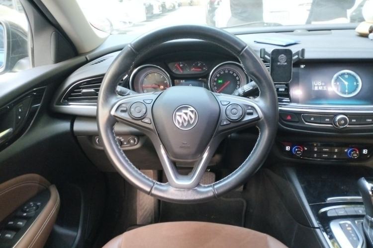 Used Buick Regal 2019 20T Elite Version China VI Standard Steering Wheel