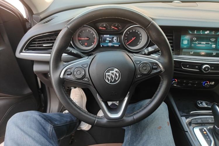 Used Buick Regal 2019 20T Elite Version China VI Standard Steering Wheel