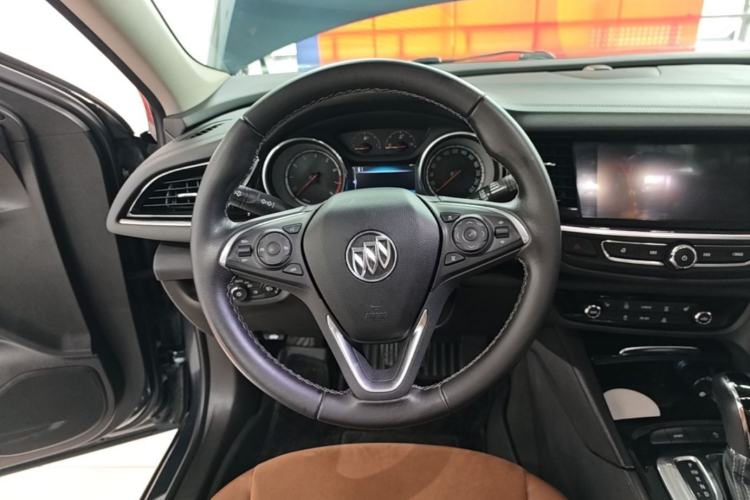 Used Buick Regal 2019 20T Elite Version China VI Standard Steering Wheel