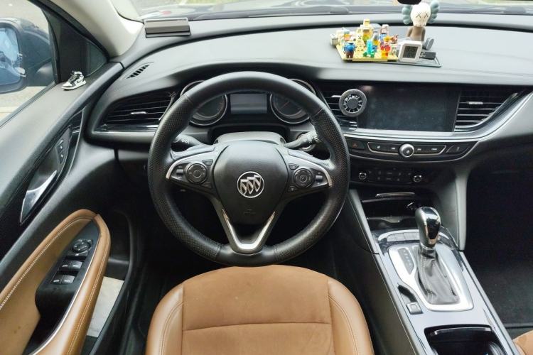 Used Buick Regal 2019 20T Elite Version China VI Standard Steering Wheel