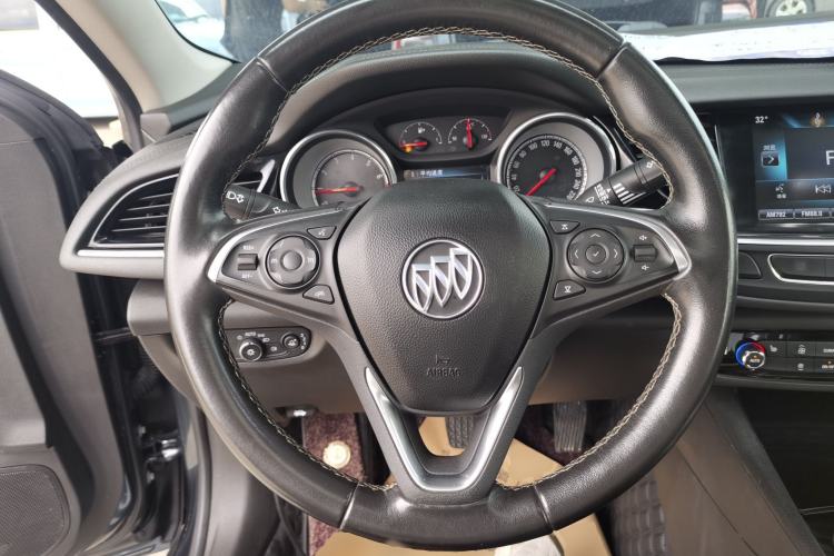 Used Buick Regal 2019 20T Elite Version China VI Standard Steering Wheel