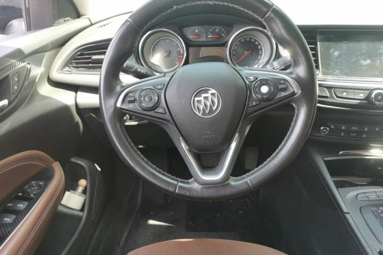 Used Buick Regal 2019 20T Elite Version China VI Standard Steering Wheel