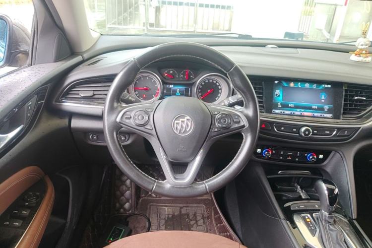 Used Buick Regal 2019 20T Elite Version China VI Standard Steering Wheel