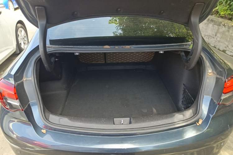 Used Buick Regal 2019 20T Elite Version China VI Standard Trunk