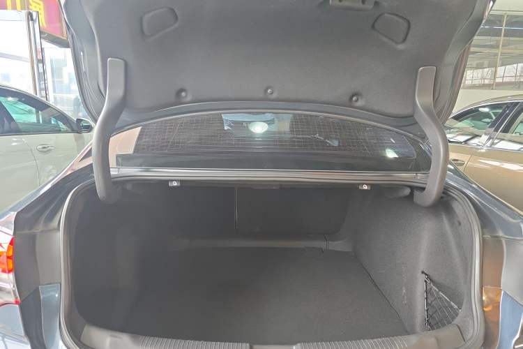 Used Buick Regal 2019 20T Elite Version China VI Standard Trunk