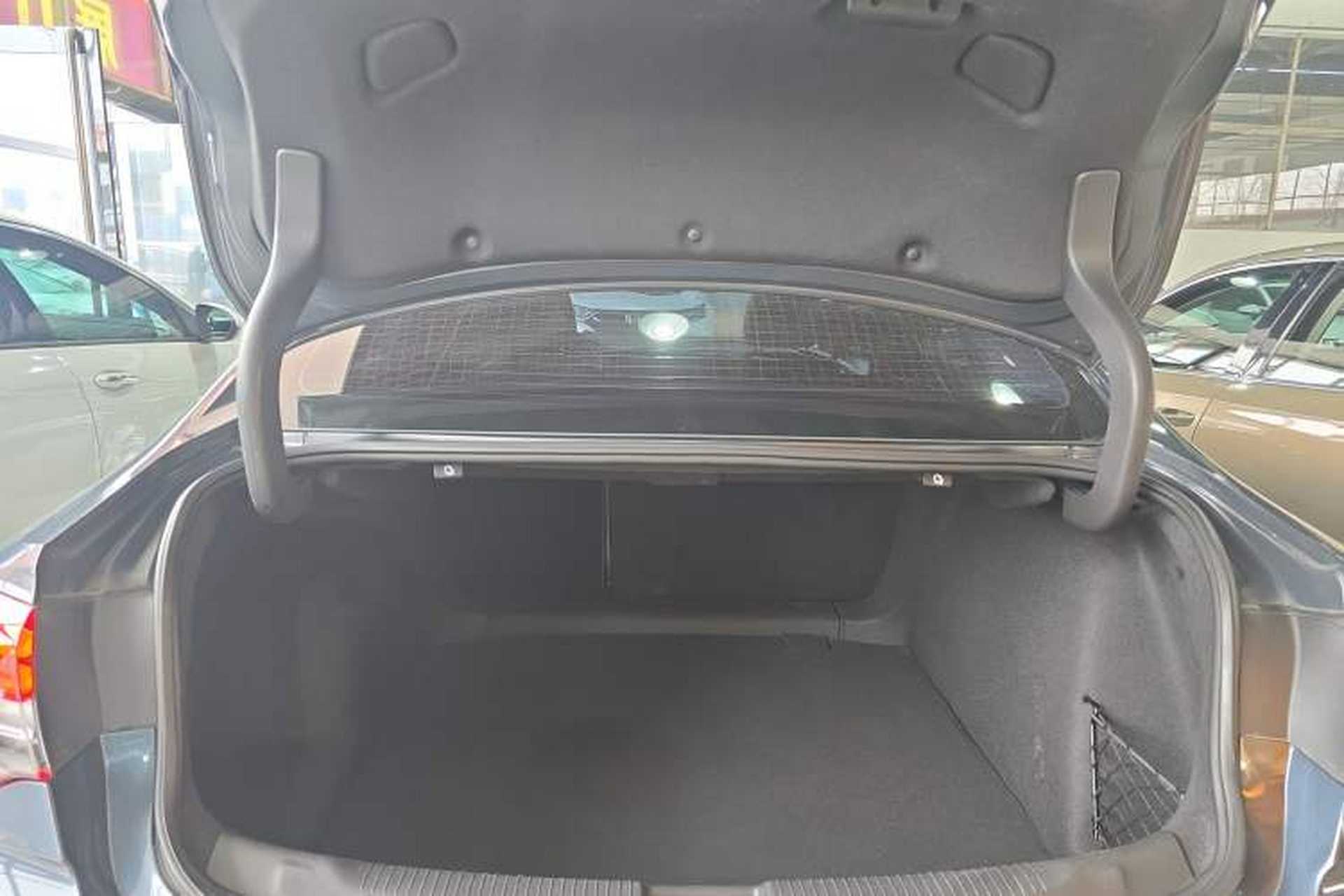 Used Buick Regal 2019 20T Elite Version China VI Standard Trunk