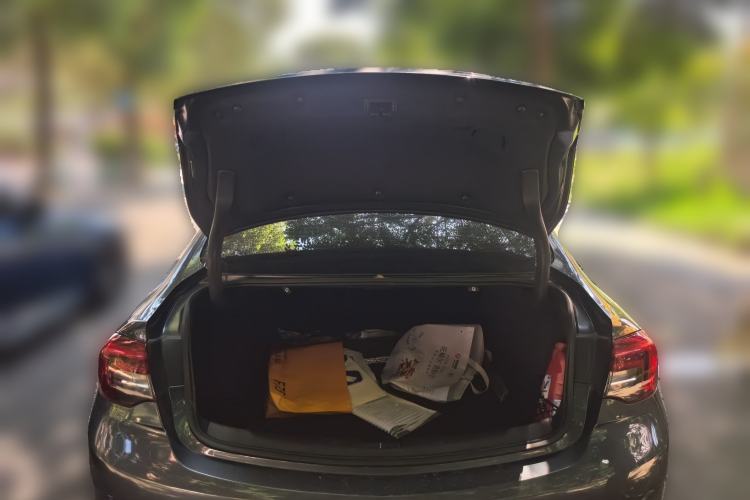 Used Buick Regal 2019 20T Elite Version China VI Standard Trunk
